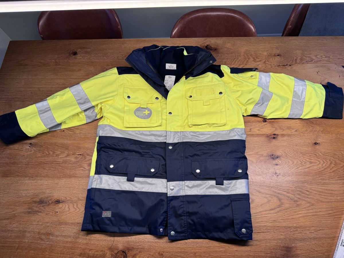 Giacche: Schutzjacke Samariter Grösse S  – Usato da Niederbüren venduto da Oetschli 1