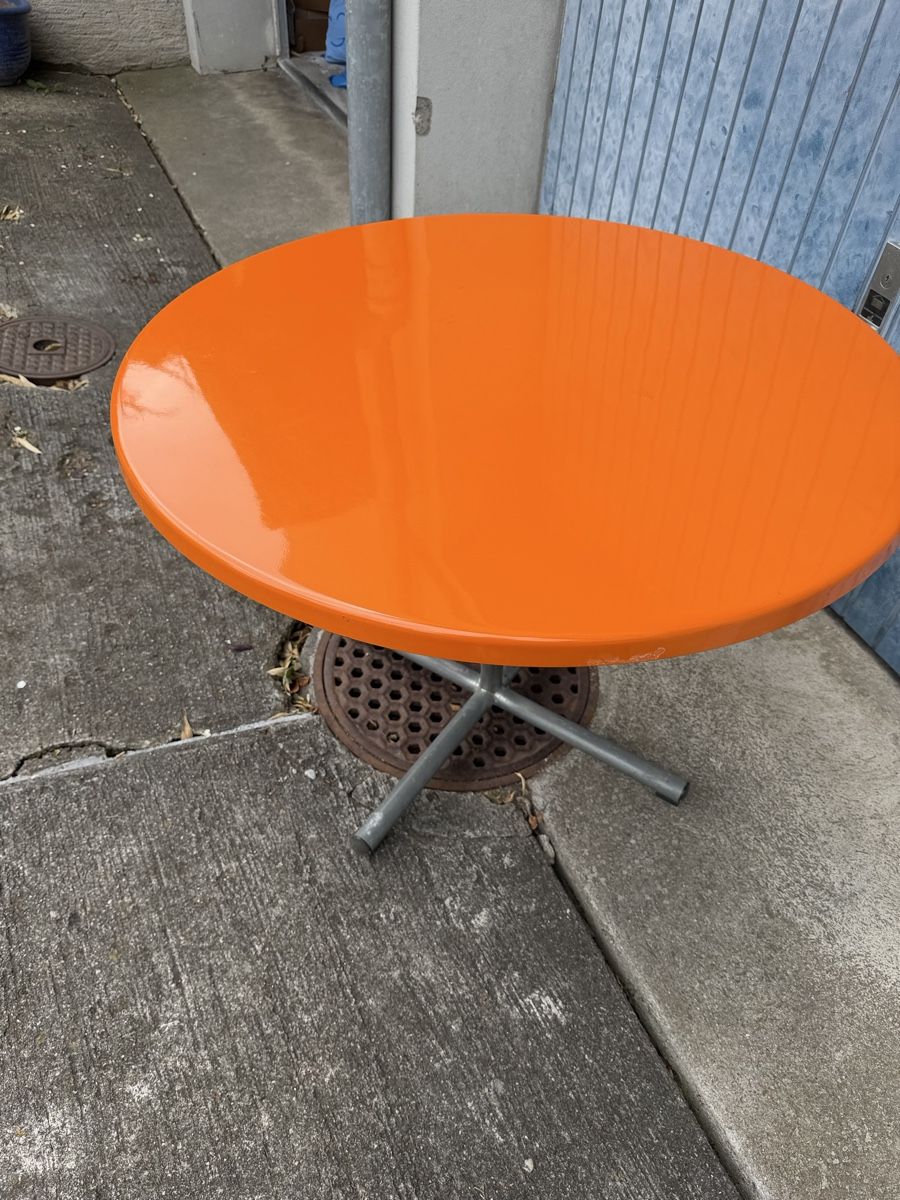 Tische: Runder Gartentisch von BIGLA, orange, Durchmesser 100cm – Gebraucht aus Lyss von nekoreh 6
