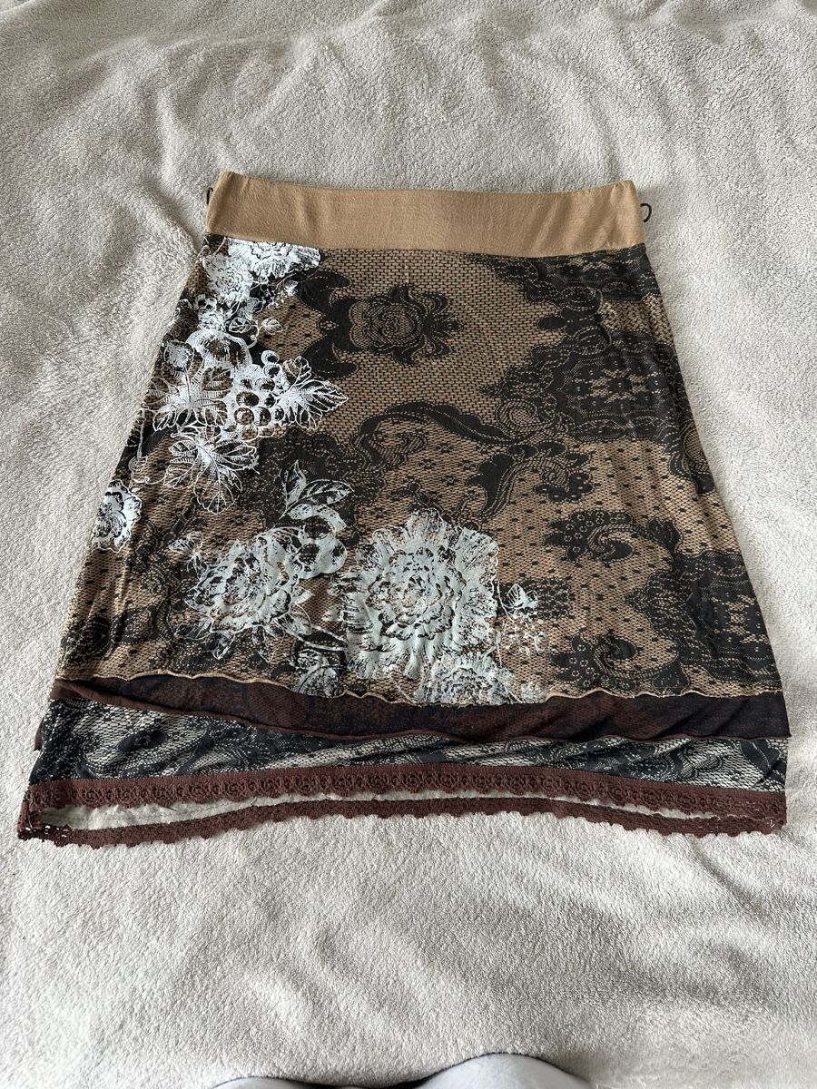 Tissus: Desigual Stofftock – D'occasion à Bellmund par Srisi01