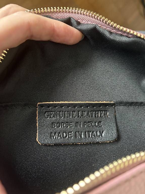 Taschen für Damen: Neue Ledertasche mit 2 Wechselgurten – Gebraucht aus Schwerzenbach von Monalisa35 2