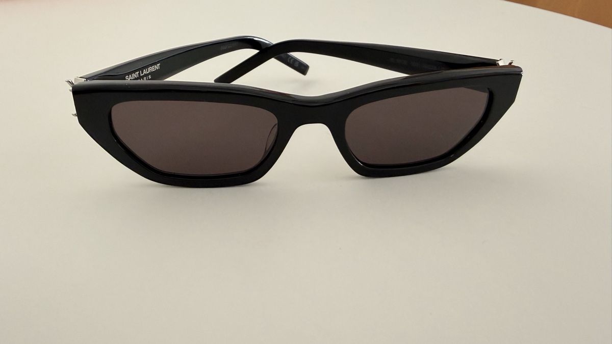 Saint Laurent Lunettes & Verres: Yves Saint Laurent Sonnenbrille  – Neuf (Voir description) à Arlesheim par vikito