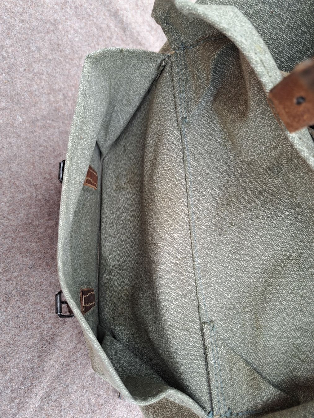 Schweizer Armee Rucksäcke: schweizer Armeerucksack "Salt&Pepper" – Gebraucht aus Zufikon von olinielsen 7