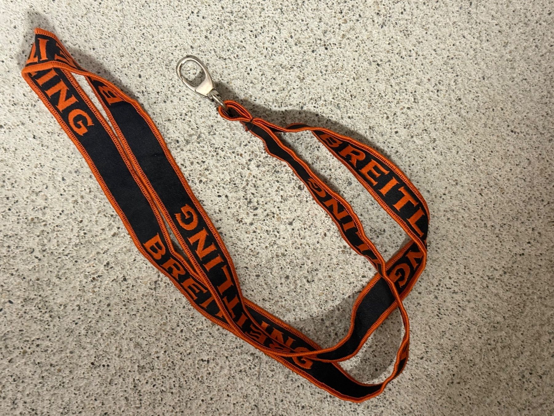 Breitling Portachiavi: Breitling Schlüsselanhänger Schwarz Orange – Nuovo (secondo la descrizione) da Bettlach venduto da val_95hq