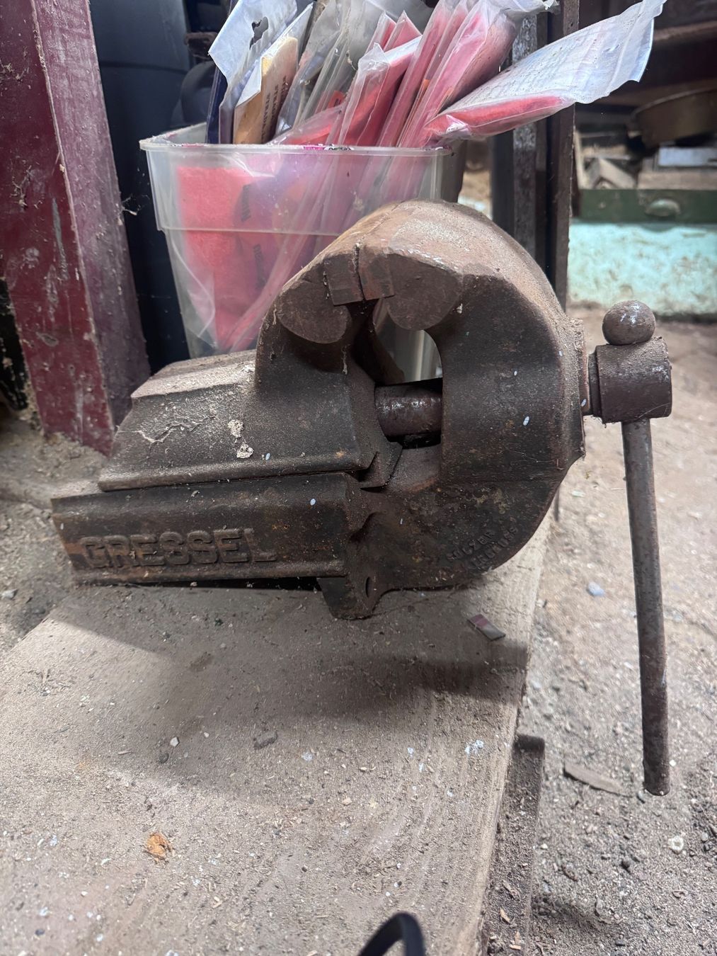 Gressel Tous les outils: Gressel Schraubstock – D'occasion à Schmerikon par LeandraBi 1