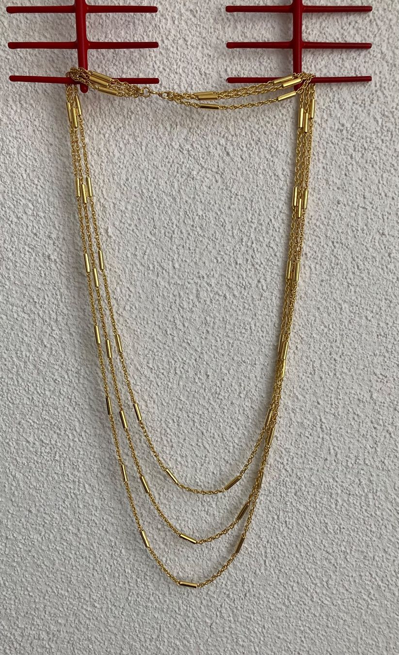 Catenine: Halskette, dreireihig, neu – Nuovo (secondo la descrizione) da Diepoldsau venduto da mabeapt 2