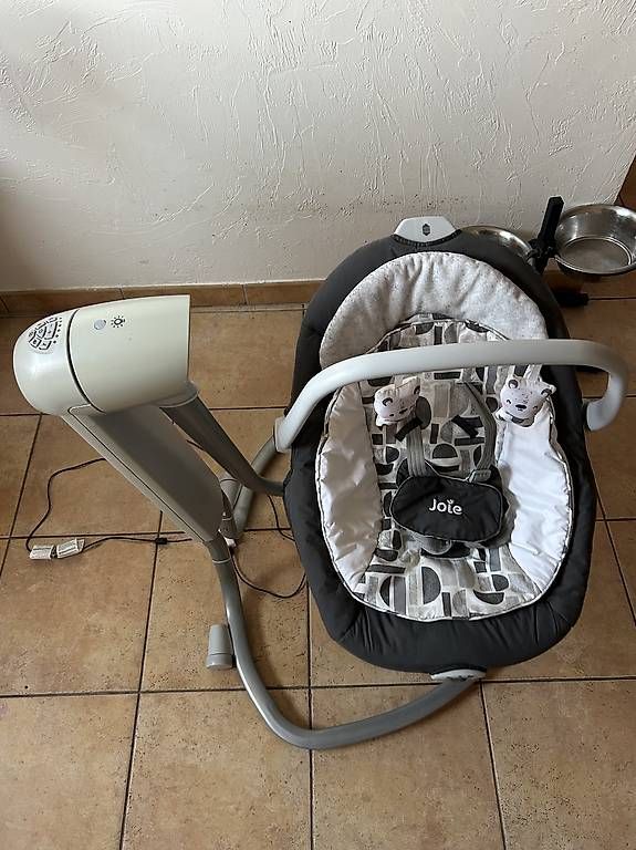 Sdraiette & Sdraiette a dondolo: Balancelle joie – Usato da Choulex venduto da bas_w8fg 1