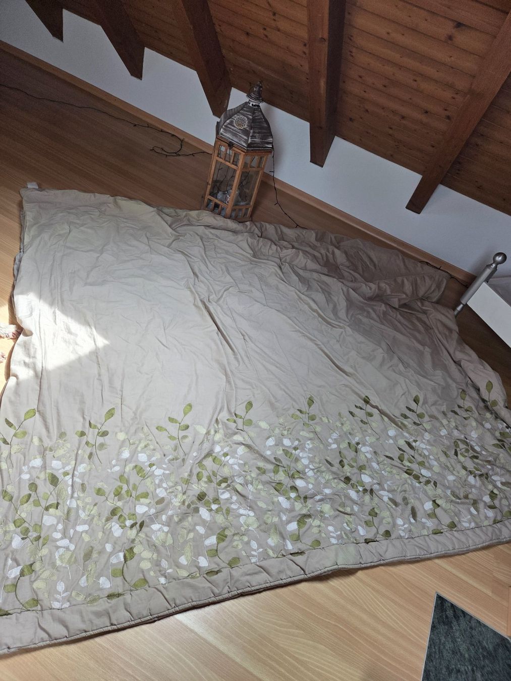 Decken: Tagesdecke – Gebraucht aus Hüttikon von Caipi09