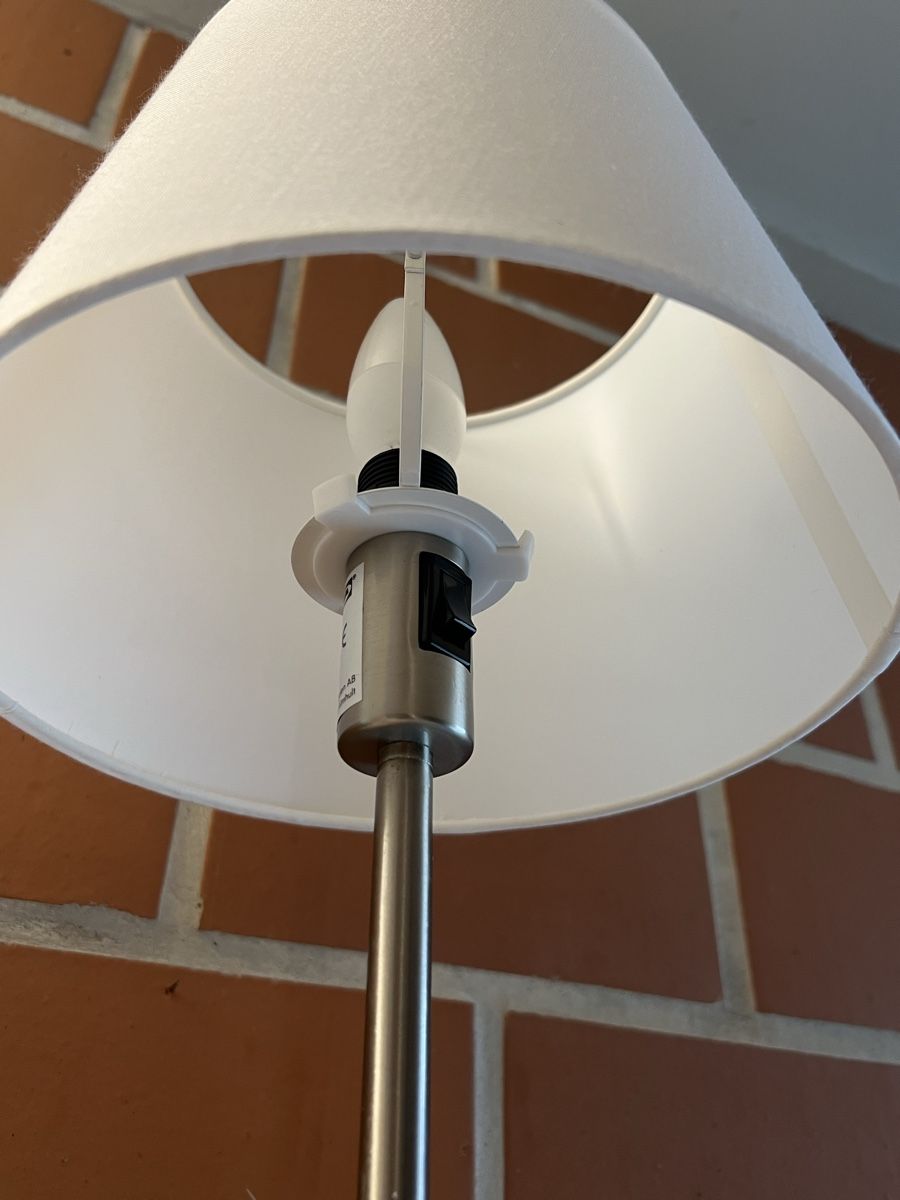 Ikea Lampade:  IKEA Stehlampe weiss – Nuovo (secondo la descrizione) da Pfäffikon ZH venduto da Batgirl78 1
