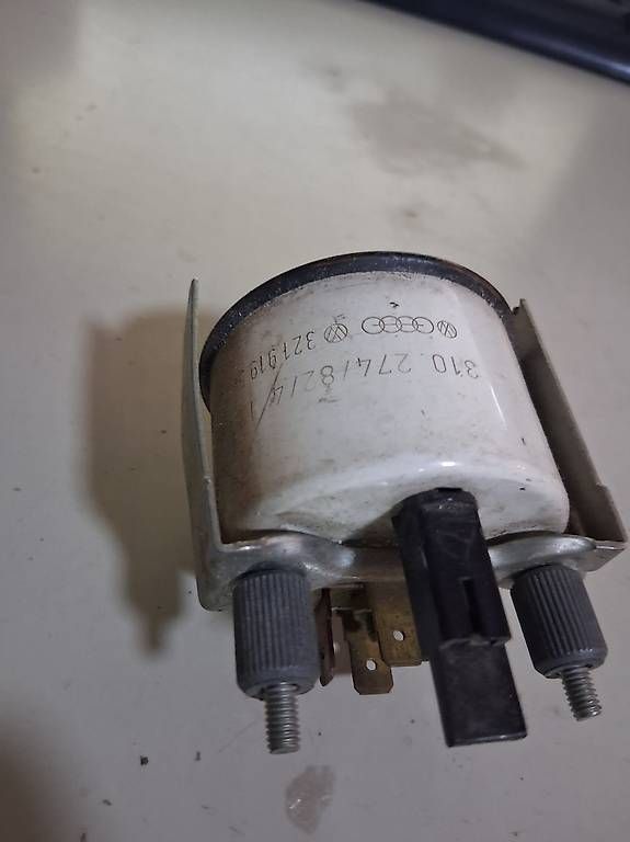 Tutti pezzi di ricambio auto: Manometro temperatura VDO Temperaturanzeige – Usato da Savosa venduto da alloshop 1