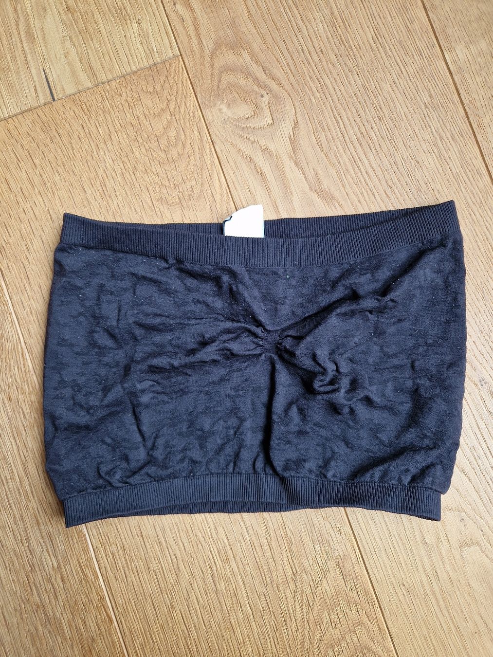 Vero Moda Top: Vero Moda Bandeau Top M/L – Usato da Eschenbach SG venduto da SanFranciscoCalifornia