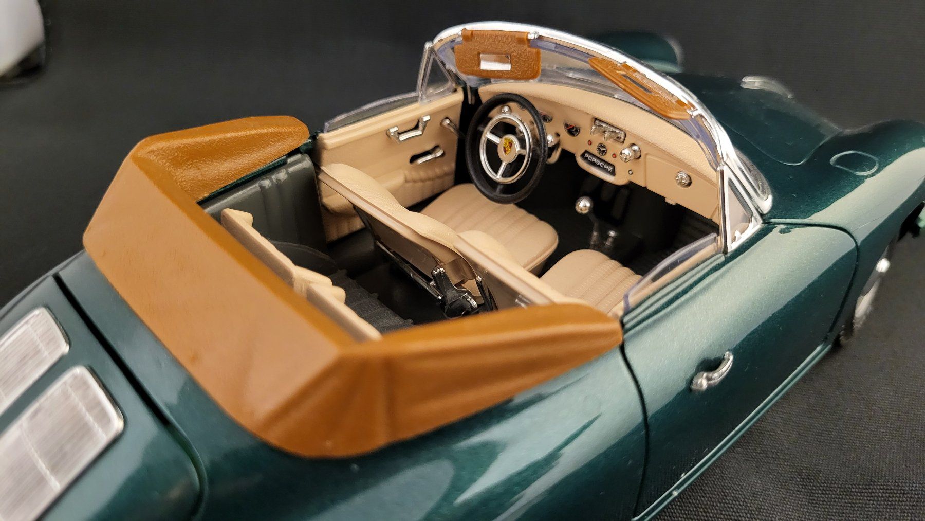 Porsche Modellini d'auto: Modell-Auto Porsche 356B BURAGO – Usato da Basel venduto da spinne02 7
