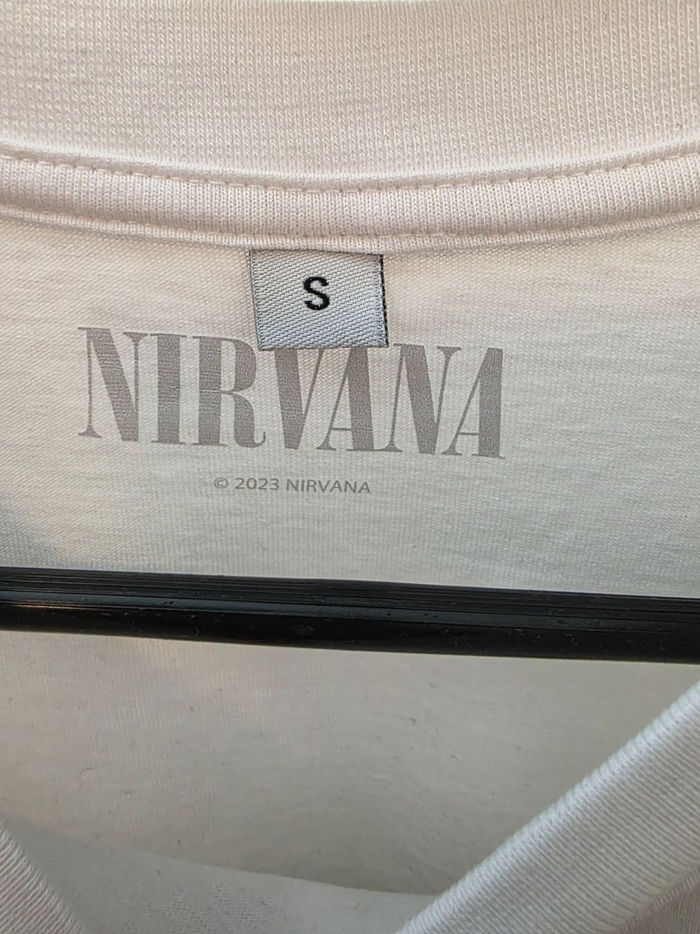 T-shirt: T-Shirt Nirvana – Nuovo (secondo la descrizione) da Rothenfluh venduto da sel_j856 3