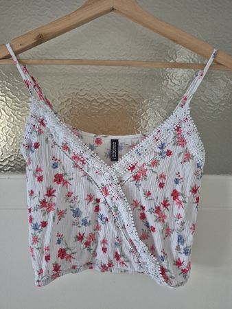 Crop top à fleurs H&M Divided 36