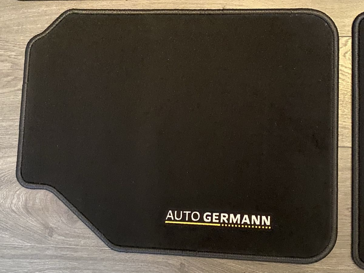 Teppiche / Matten: Neue Autoteppiche Universal  – Neu und originalverpackt aus Hägglingen von Karin0802 6
