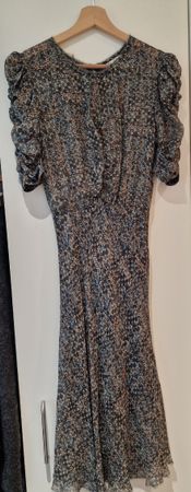 Kleid gemustert kurzarm Grösse 34 bis 36 top Zustand