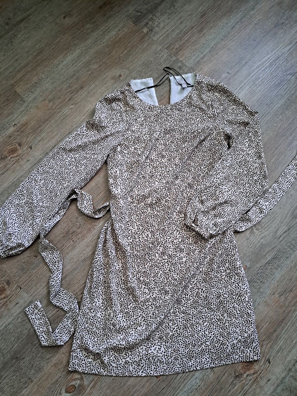 H&M Vestiti: H&M Kleid mit Leoparden Muster, Gr. 34 – Usato da Oberentfelden venduto da Pjc