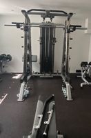TuffStuff Rack mit Smith Machine und 2 Kabelzügen