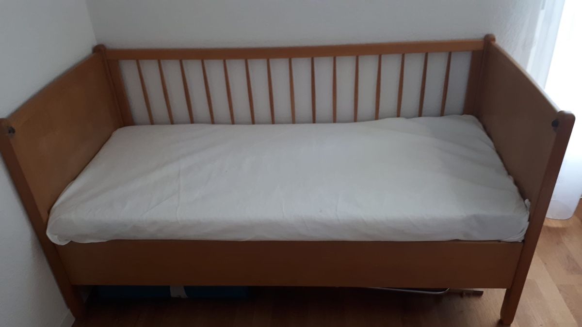 Lits: Kinderbett – D'occasion à Belp par Mammut. 1