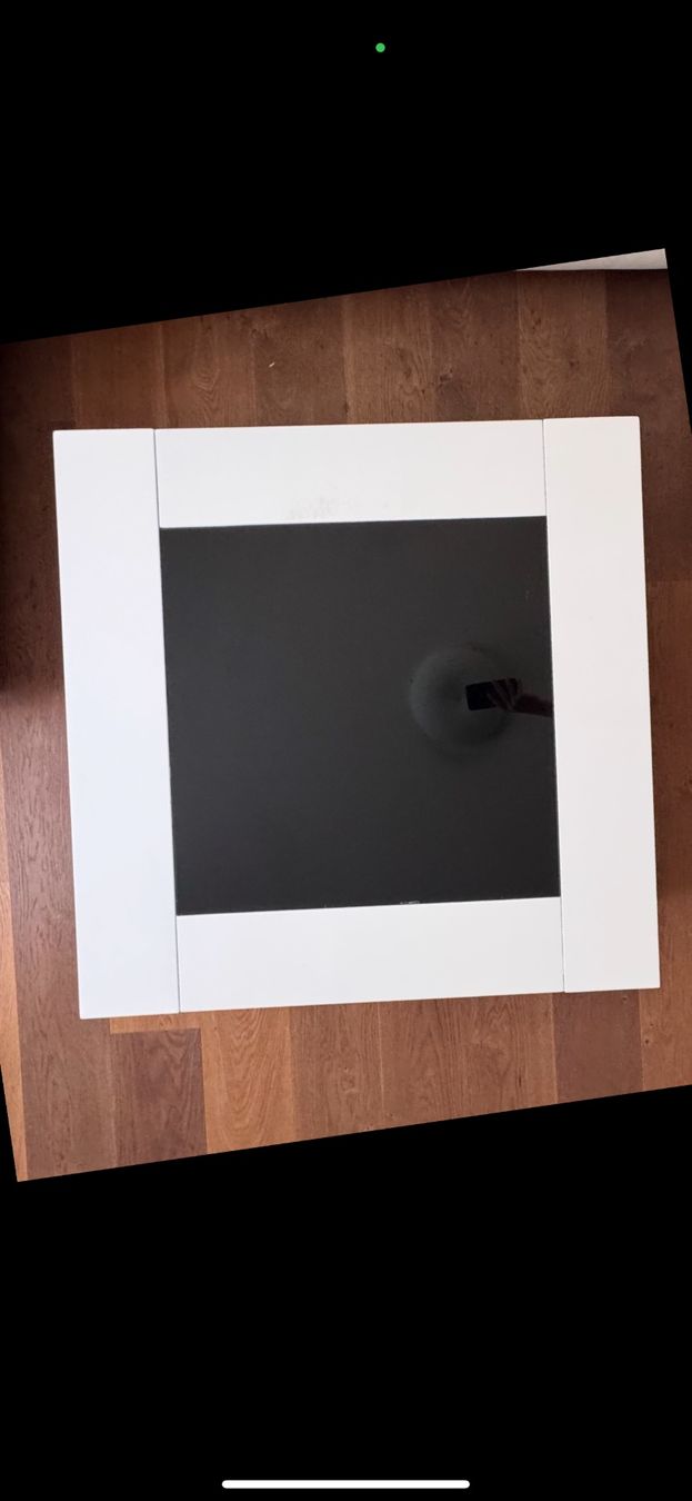 Tables: Weisser Couchtisch mit Glasplatte – D'occasion à Engelburg par tan_6h9y 2