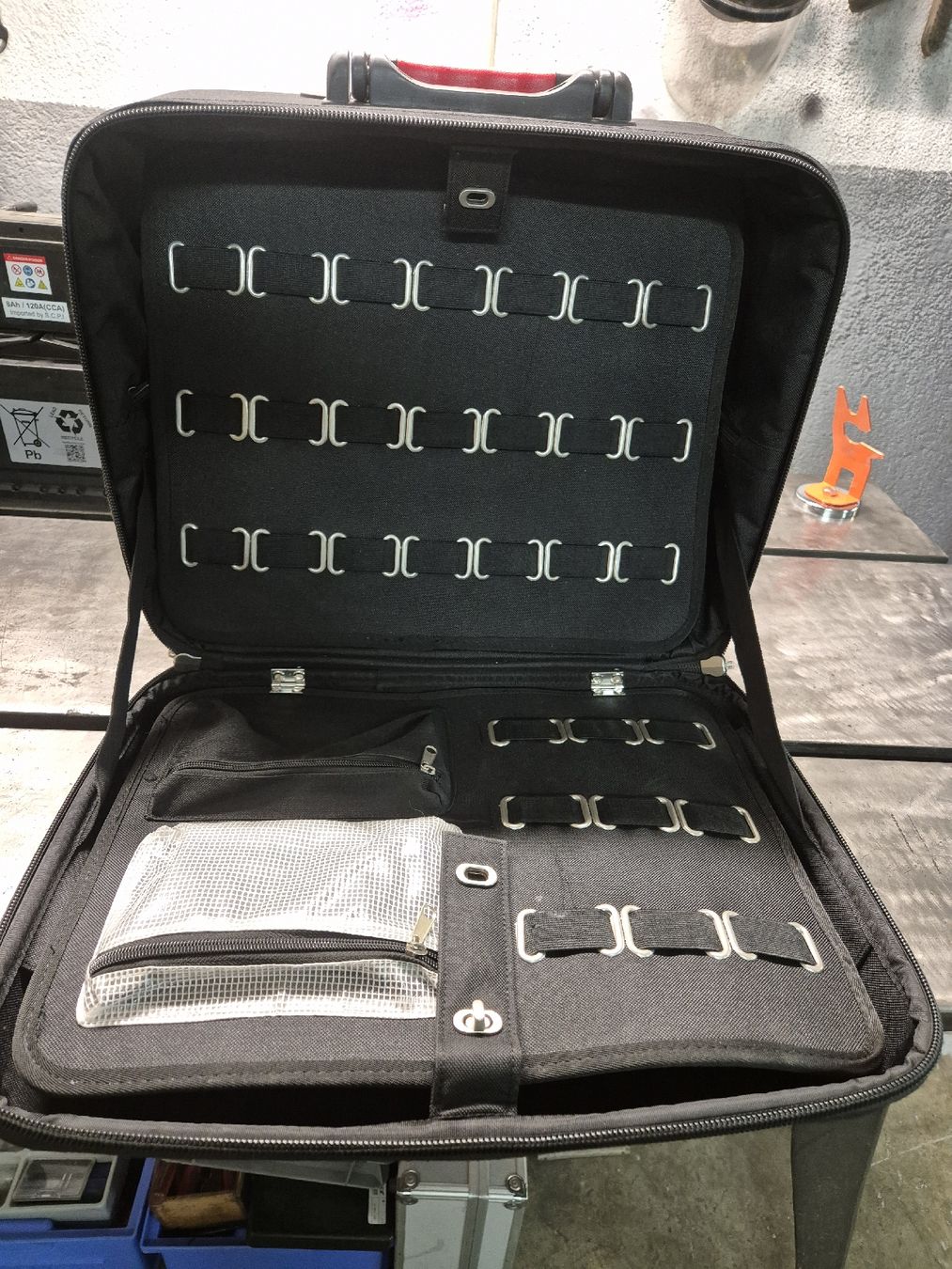Valigie & Borse: Caisse à outils Plano – Usato da Le Locle venduto da CHEGUA 3