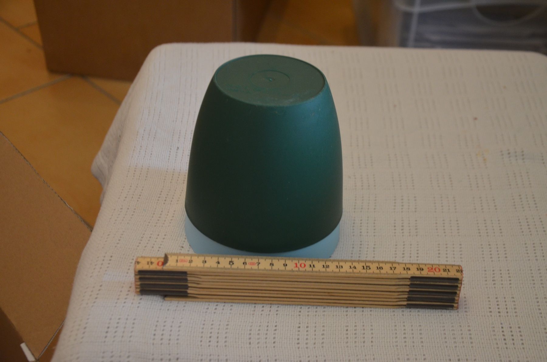 Vasen & Gefässe: 2 STUCK VASE PLASTIK – Gebraucht aus Chiasso von Dolly015 2