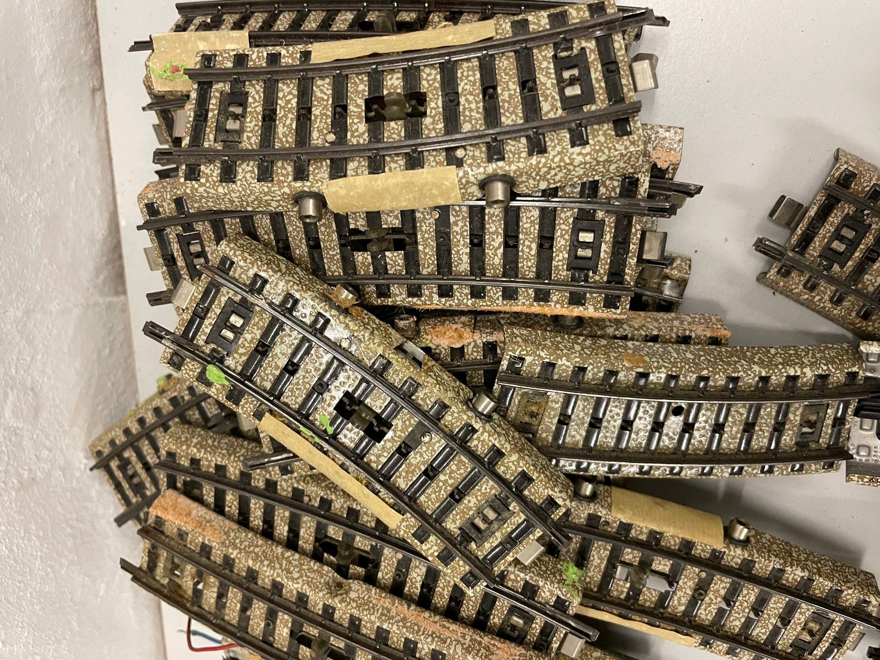 Märklin Modellini di ferrovie: rail marklin en vrac 140 pièces – Usato da La Croix (Lutry) venduto da netrajet 7