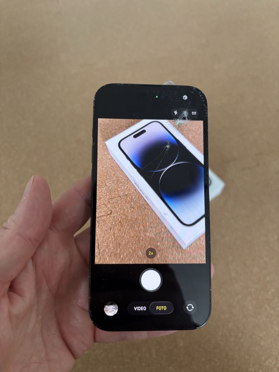 Apple Telefoni cellulari / Smartphones: iPhone 14 Pro / 128Gb / Schwarz – Usato da Huttwil venduto da warpBOY 1