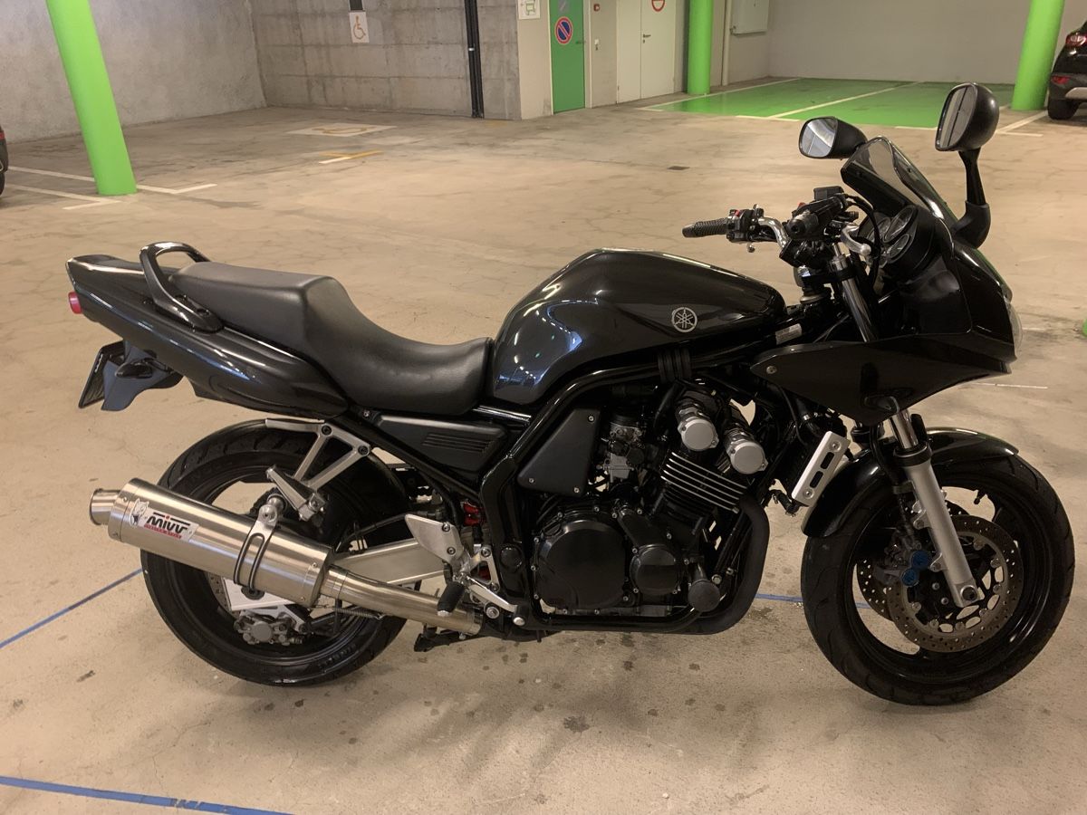 Touring: Vendo Yamaha Fazer 600 – Usato da Bellinzona venduto da aaq_wcz7 1