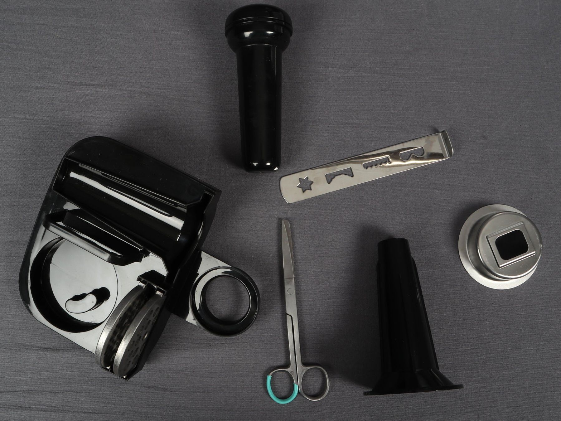 Appareils de cuisine: CASO DESIGN Fleischwolf FW2000 – D'occasion à Steinen par Restwert_Steinen 1