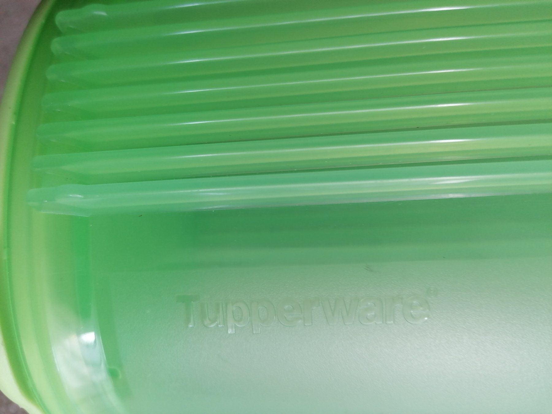 Tupperware Behälter & Ähnliches: Tupperware Spaghetti-Behälter – Gebraucht aus Neu St. Johann von Nalerama 3