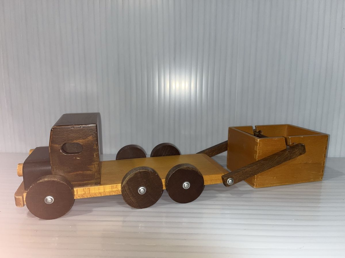 Spielzeuge: Mulden-Kipplastwagen aus Holz – Gebraucht aus Schwaderloch von Kuffer90 1