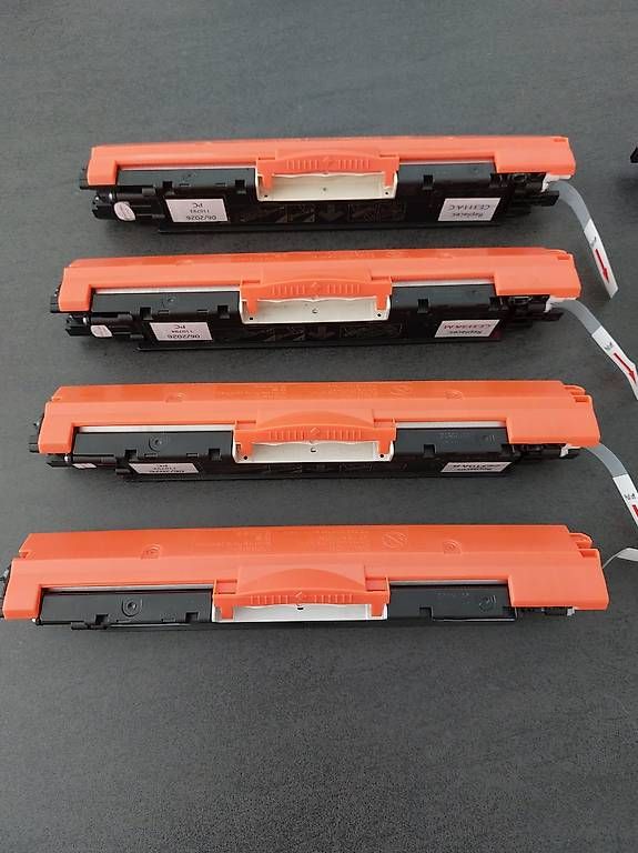 Hewlett Packard Cartucce per stampanti & toner: toner pour imprimante HP 126A – Nuovo e nell'imballaggio originale da Villars-sur-Glâne venduto da stephane22 1