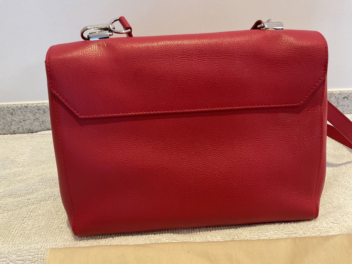 Louis Vuitton Borse da donna: Louis Vuitton Lockme II RUBIS – Nuovo (secondo la descrizione) da Triesen venduto da Klarsicht64 1