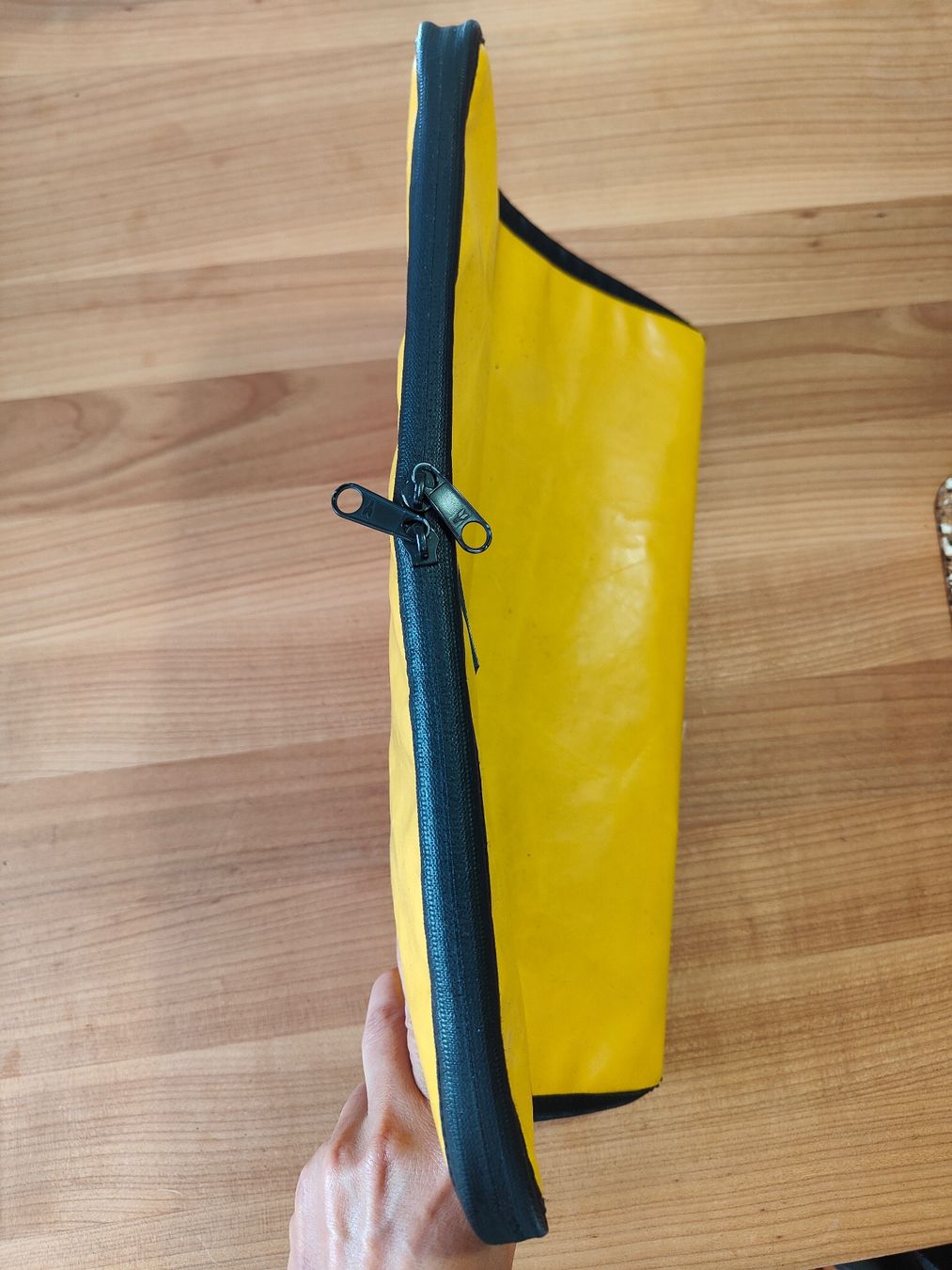 Freitag Coques & Sacs: Freitag-Laptopetui 15" – D'occasion à Winterthur par 1rainbow54 2