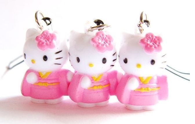 Hello Kitty Ciondoli: Hello Kitty: 1x pendentif 3D Kimono – Nuovo e nell'imballaggio originale da Lutry venduto da kylab7