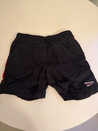 Badeshorts Reebok schwarz Grösse M guter Zustand