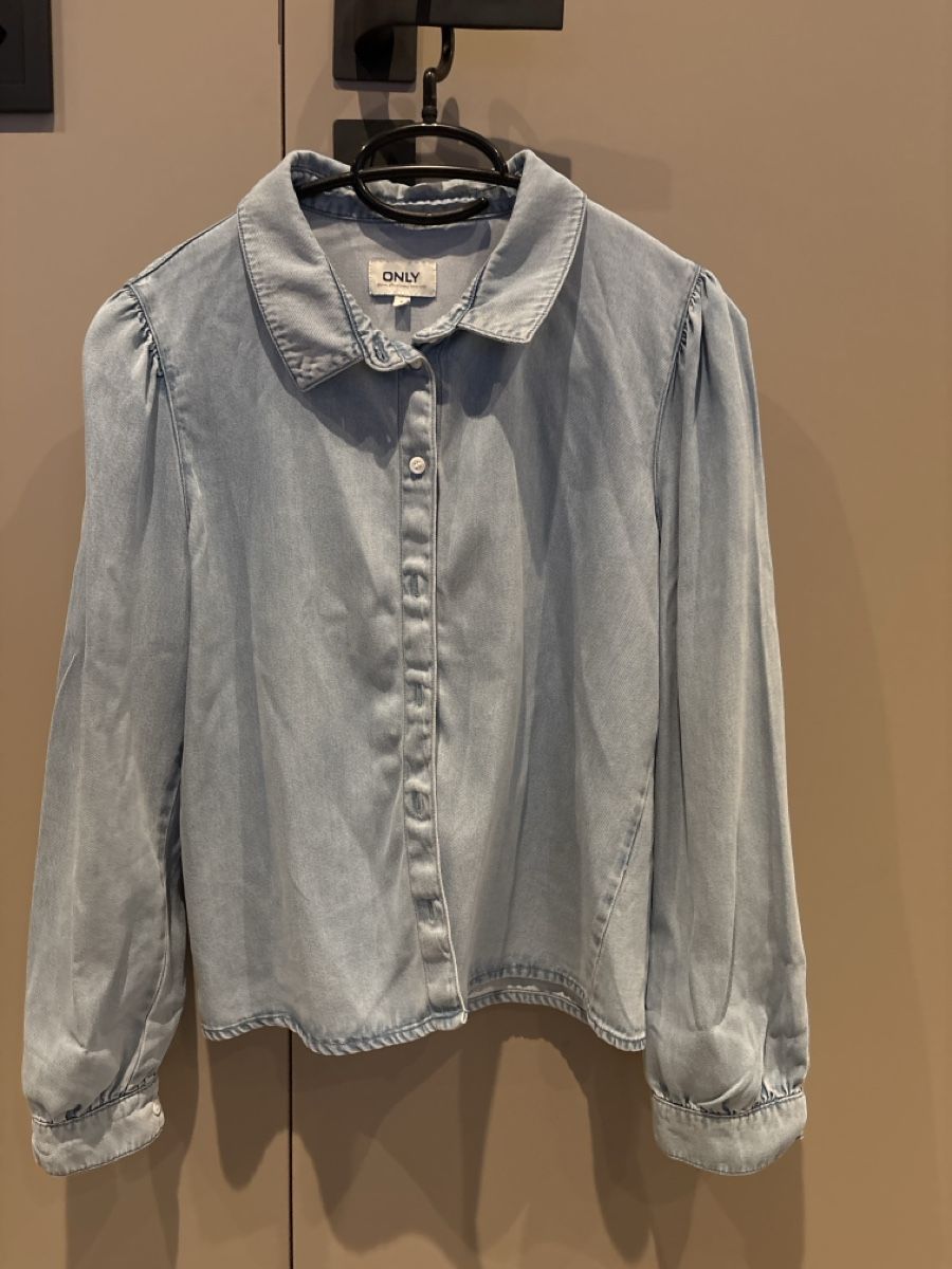 Only Camicette: ONLY Jeanshemd Bluse Gr. S – Usato da Rorschacherberg venduto da Kpas