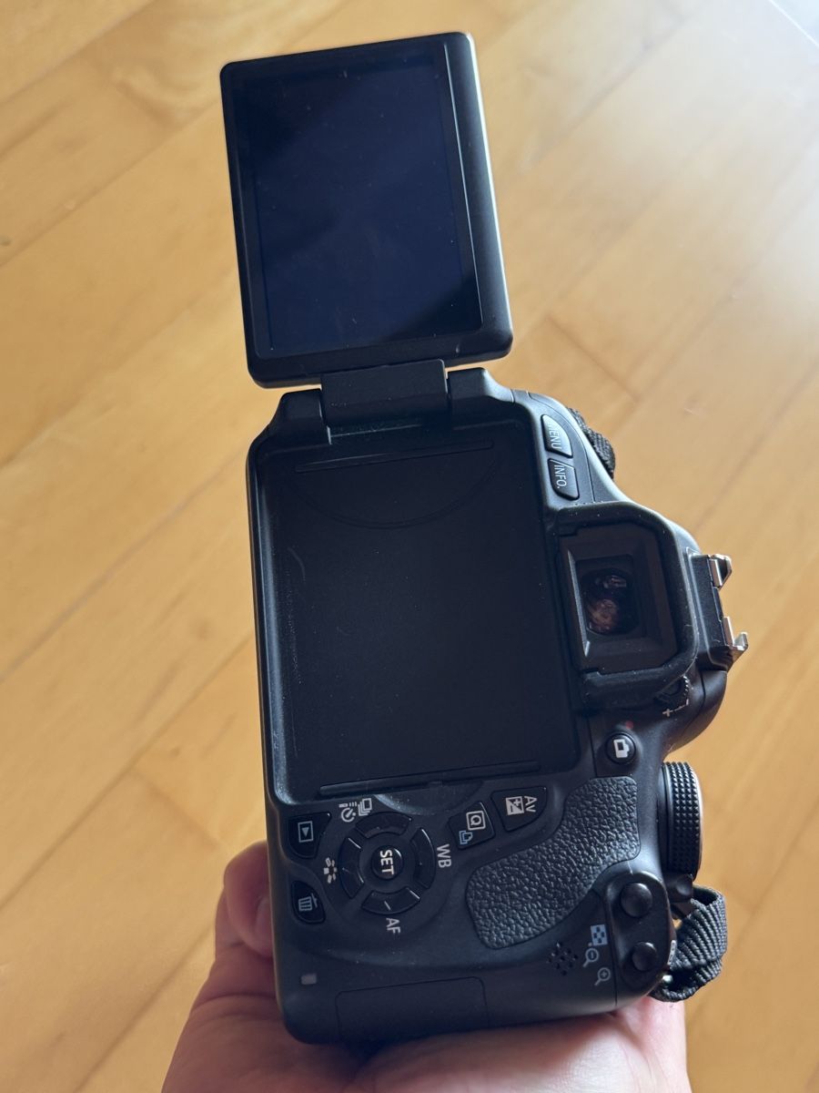 Canon Fotocamera: Canon EOS 600D Spiegelreflexkamera mit zwei Objektiven – Usato da Hildisrieden venduto da coo_s662 1