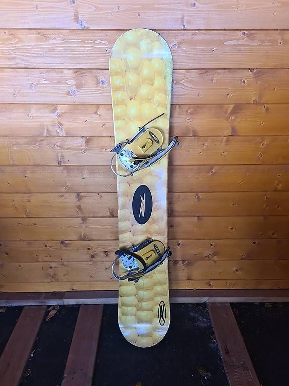 Board: Snowboard Rossignol 160cm – Usato da Les Paccots venduto da max_fri