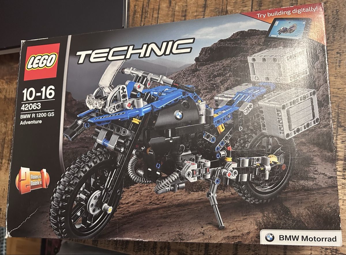 Lego Baukästen: Lego Technic 42107 et 42063 – Gebraucht aus confignon von chachou79 5