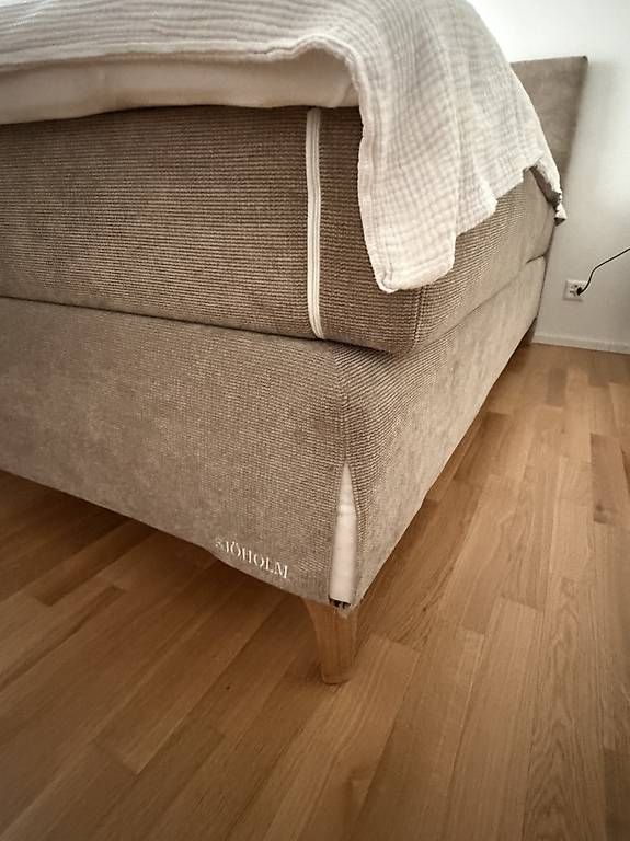Letti: NYLUND Boxspringbett 200 x 220 cm – Usato da Däniken SO venduto da Acarsgmbh 2