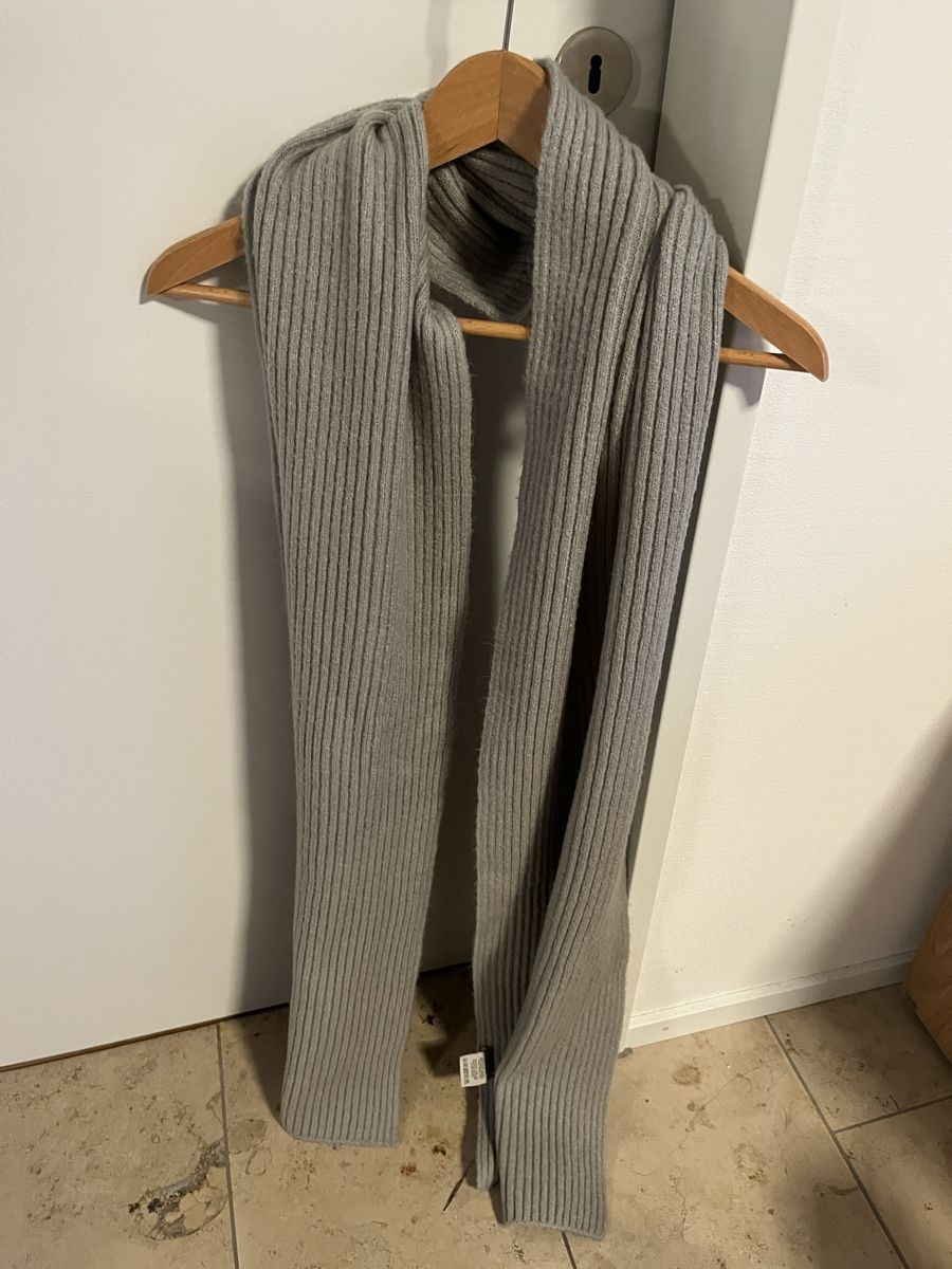 Foulard & Sciarpe: Dstrezzed Schal – Usato da Zollikerberg venduto da LLV