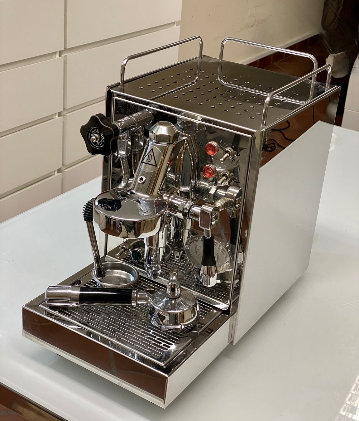 ECM Manufacture Machines à café & Machines à expresso: ECM CLASSIKA PID ESPRESSO MASCHINE – D'occasion à Morcote par swissmontre 2