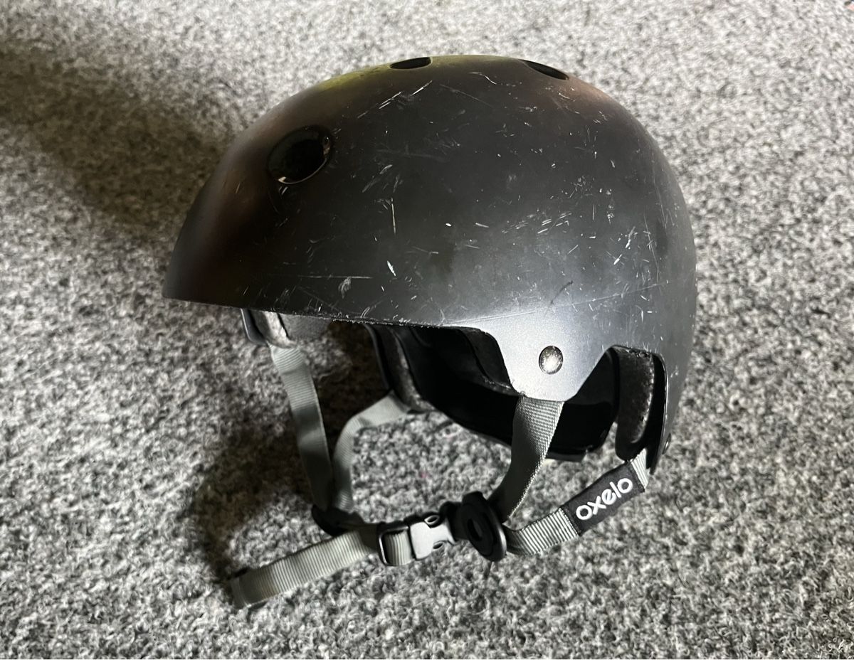 Caschi: Casque enfants – Usato da Dombresson venduto da joe_7p65