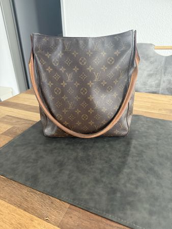 Louis Vuitton Looping GM 