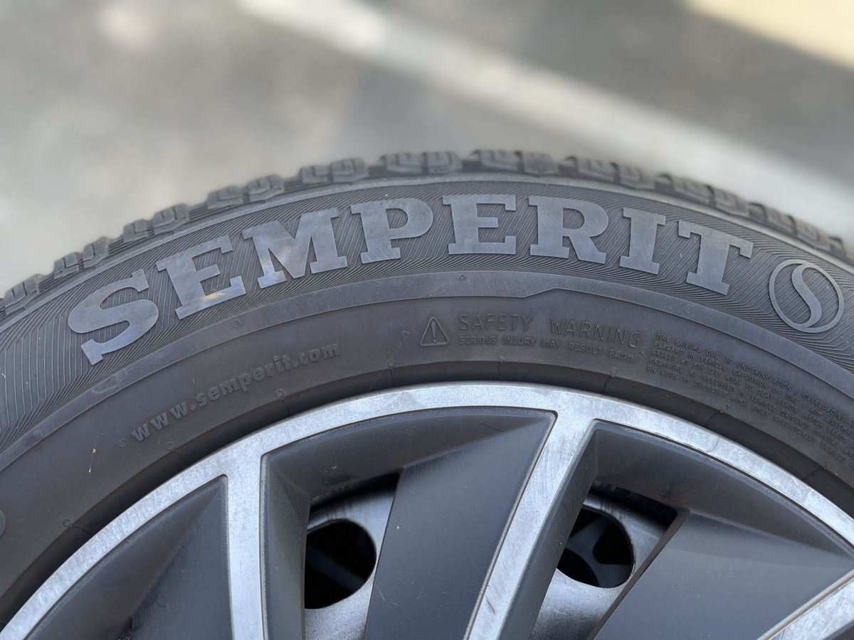 Pneumatici & Ruote complete: Winterräder VW Tiguan – Usato da Lenzburg venduto da fizacar 5