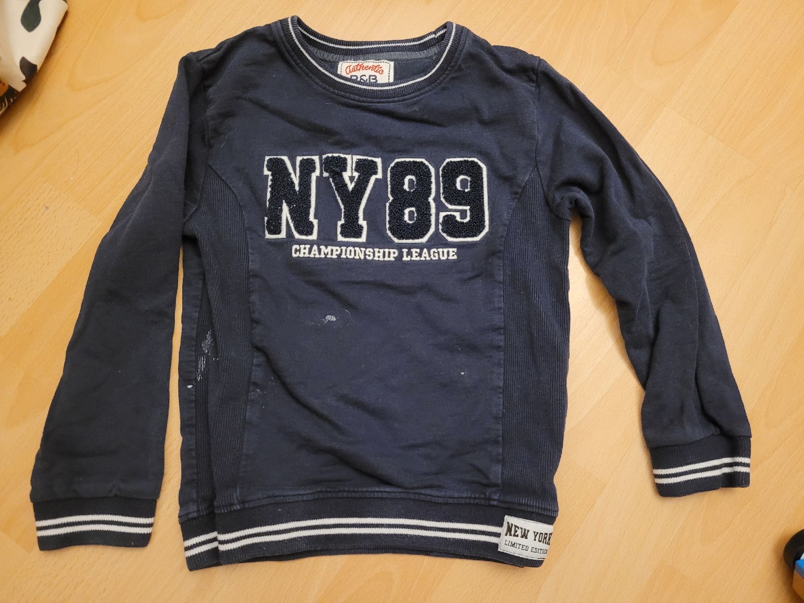 Pullover & Sweatshirts: Pullover gr. 110/116 – Gebraucht aus Inwil von Flower2325