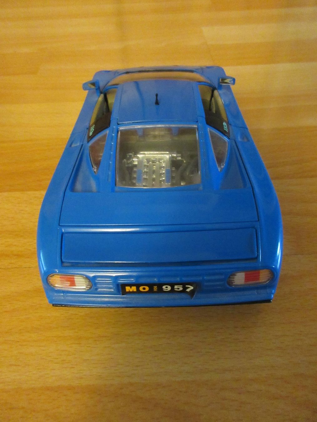 Bburago Modellini d'auto: Bugatti EB 110 – Usato da Kaisten venduto da renault015 5
