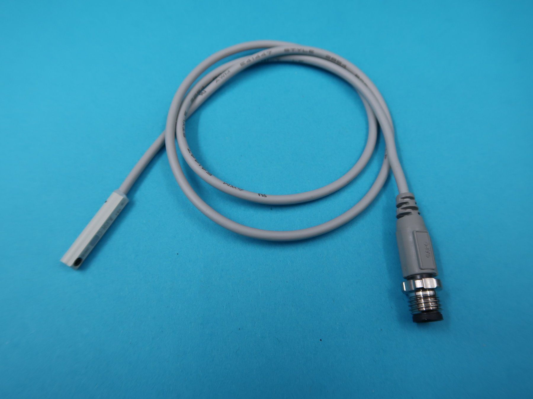 Interruttori: SMC Sensor D-M9PW Hitachi Reed Schalter – Nuovo (secondo la descrizione) da Lömmenschwil venduto da ritalin01
