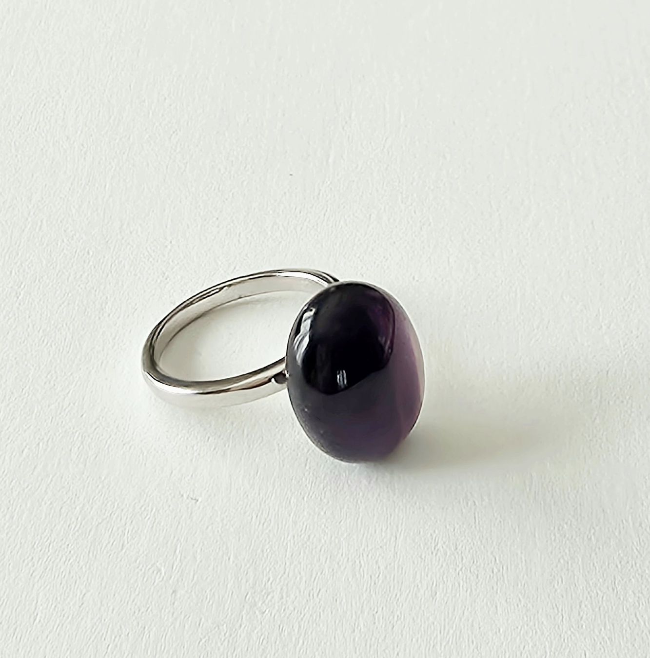 Ringe: Moderner Cabochon Natur-Amethyst Silberring 925 - Neu – Neu und originalverpackt aus Uetikon am See von Coralreef 7